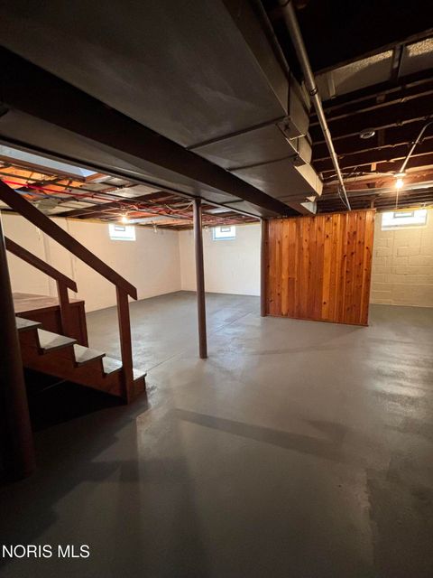 Tiny photo for 3405 Maher Street, Toledo, OH 43608 (MLS # 10004083)