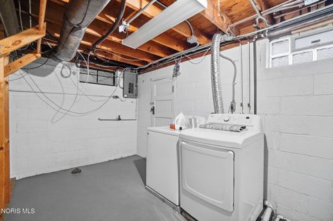 Tiny photo for 4726 Bowen Road, Toledo, OH 43613 (MLS # 10004288)