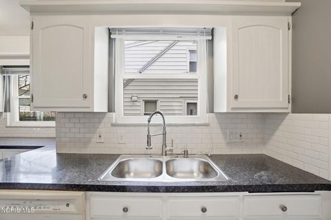 Tiny photo for 4726 Bowen Road, Toledo, OH 43613 (MLS # 10004288)