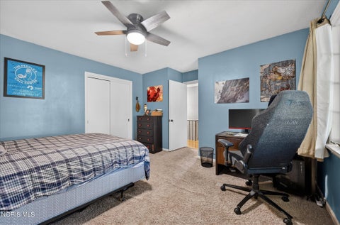 Tiny photo for 3220 Shakespeare Lane, Toledo, OH 43615 (MLS # 10013042)