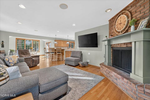 Tiny photo for 3220 Shakespeare Lane, Toledo, OH 43615 (MLS # 10013042)