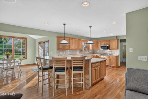 Tiny photo for 3220 Shakespeare Lane, Toledo, OH 43615 (MLS # 10013042)