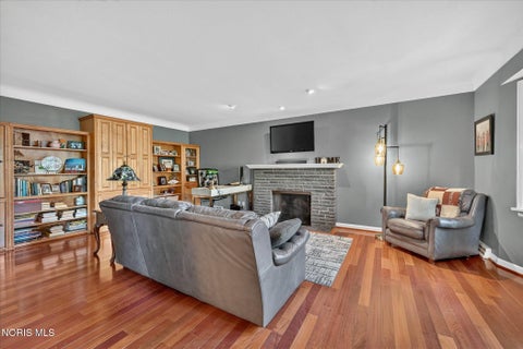 Tiny photo for 3220 Shakespeare Lane, Toledo, OH 43615 (MLS # 10013042)