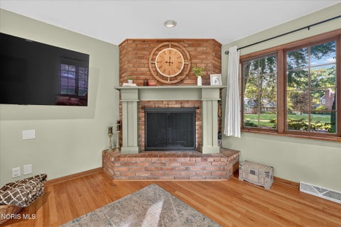 Tiny photo for 3220 Shakespeare Lane, Toledo, OH 43615 (MLS # 10013042)
