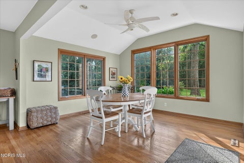 Tiny photo for 3220 Shakespeare Lane, Toledo, OH 43615 (MLS # 10013042)