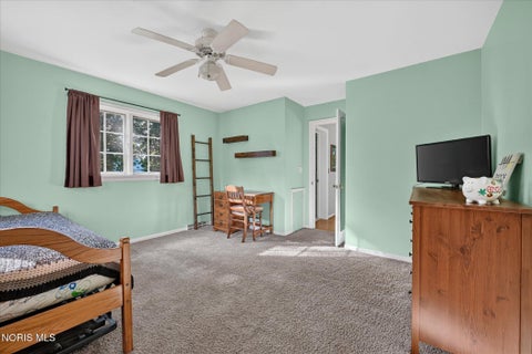 Tiny photo for 3220 Shakespeare Lane, Toledo, OH 43615 (MLS # 10013042)