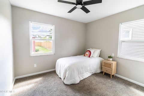 Tiny photo for 2606 102nd Street, Toledo, OH 43611 (MLS # 10007400)