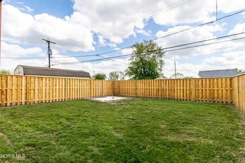 Tiny photo for 2606 102nd Street, Toledo, OH 43611 (MLS # 10007400)