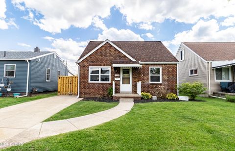 Tiny photo for 2606 102nd Street, Toledo, OH 43611 (MLS # 10007400)