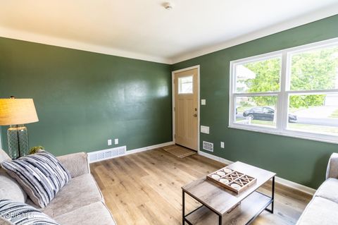 Tiny photo for 2606 102nd Street, Toledo, OH 43611 (MLS # 10007400)