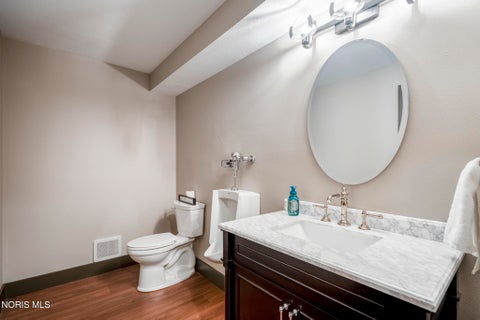 Tiny photo for 959 Heather Court, Bowling Green, OH 43402 (MLS # 10013247)
