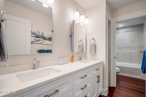 Tiny photo for 959 Heather Court, Bowling Green, OH 43402 (MLS # 10013247)