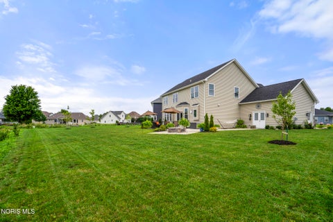 Tiny photo for 959 Heather Court, Bowling Green, OH 43402 (MLS # 10013247)