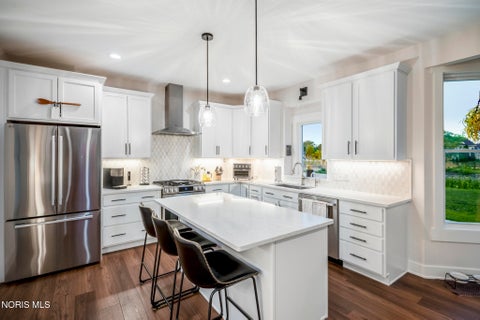 Tiny photo for 959 Heather Court, Bowling Green, OH 43402 (MLS # 10013247)