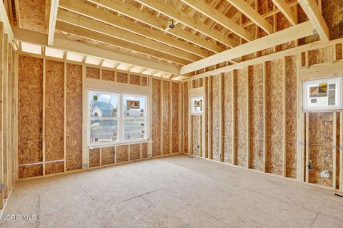 Tiny photo for 500 Chippewa Lane, Perrysburg, OH 43551 (MLS # 10006227)