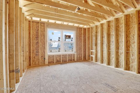 Tiny photo for 500 Chippewa Lane, Perrysburg, OH 43551 (MLS # 10006227)