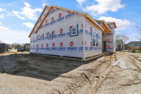 Tiny photo for 500 Chippewa Lane, Perrysburg, OH 43551 (MLS # 10006227)