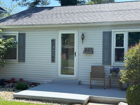 Tiny photo for 1013 Washington Avenue, Defiance, OH 43512 (MLS # 10008063)