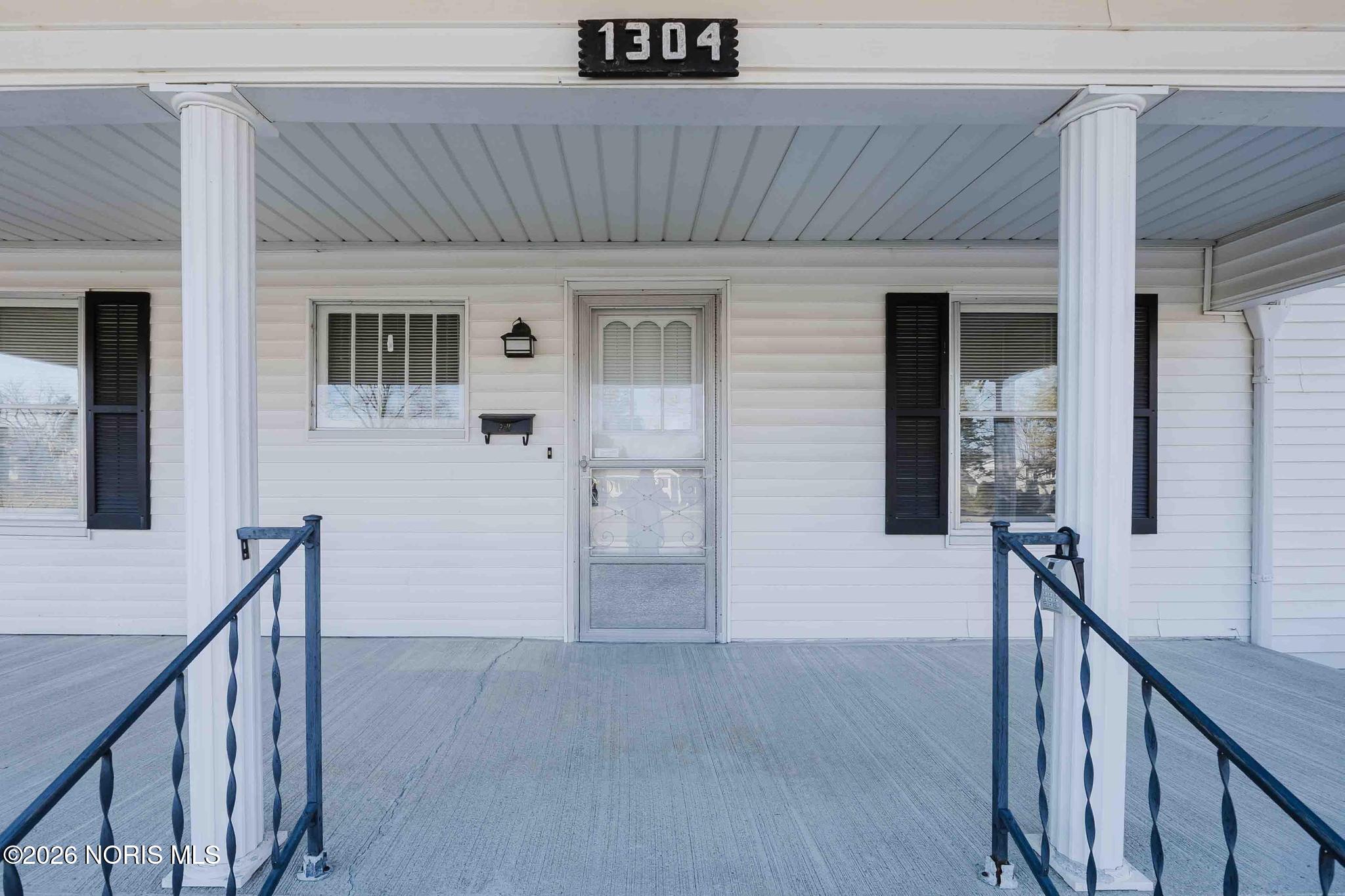 1304 Douglas Parkway