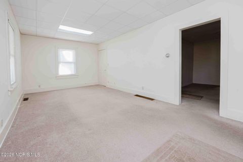 Tiny photo for 1304 Douglas Parkway, Findlay, OH 45840 (MLS # 10003169)