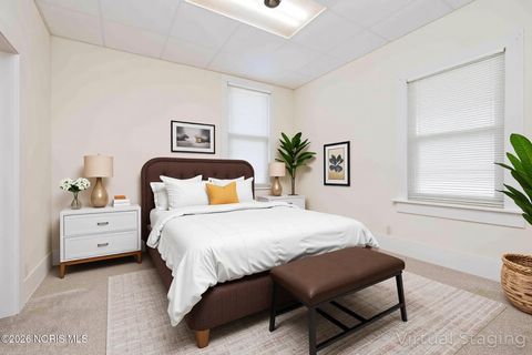 Tiny photo for 1304 Douglas Parkway, Findlay, OH 45840 (MLS # 10003169)