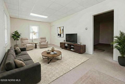 Tiny photo for 1304 Douglas Parkway, Findlay, OH 45840 (MLS # 10003169)