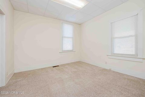 Tiny photo for 1304 Douglas Parkway, Findlay, OH 45840 (MLS # 10003169)