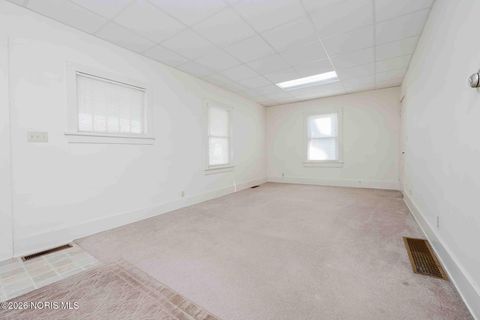Tiny photo for 1304 Douglas Parkway, Findlay, OH 45840 (MLS # 10003169)