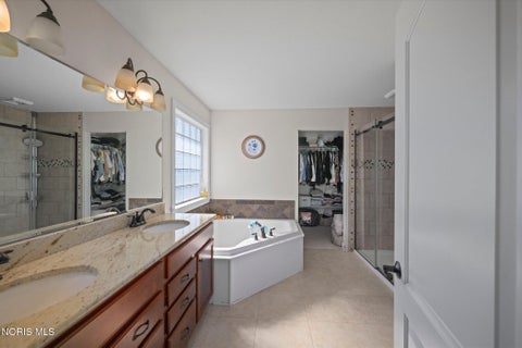 Tiny photo for 4498 Turtle Creek Drive, Perrysburg, OH 43551 (MLS # 10014439)