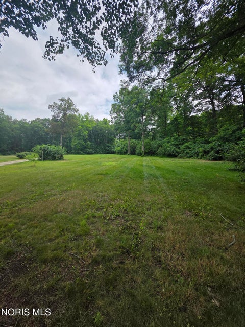 Tiny photo for 8744 Nebraska Avenue, Toledo, OH 43617 (MLS # 10010242)