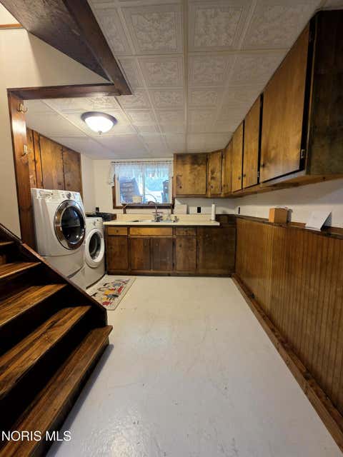 Tiny photo for 8744 Nebraska Avenue, Toledo, OH 43617 (MLS # 10010242)
