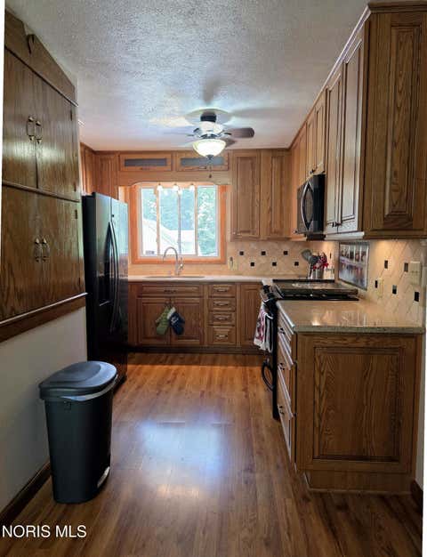 Tiny photo for 8744 Nebraska Avenue, Toledo, OH 43617 (MLS # 10010242)