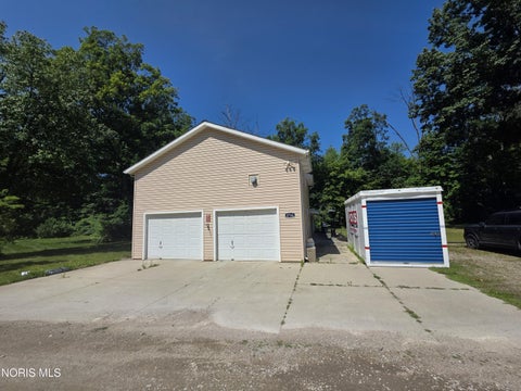 Tiny photo for 8744 Nebraska Avenue, Toledo, OH 43617 (MLS # 10010242)