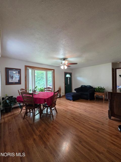 Tiny photo for 8744 Nebraska Avenue, Toledo, OH 43617 (MLS # 10010242)