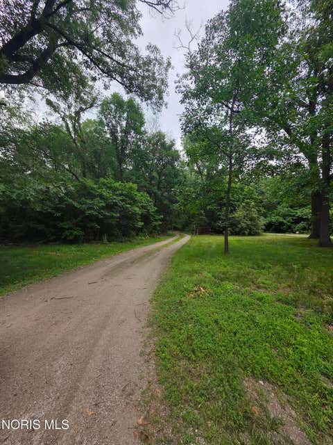 Tiny photo for 8744 Nebraska Avenue, Toledo, OH 43617 (MLS # 10010242)