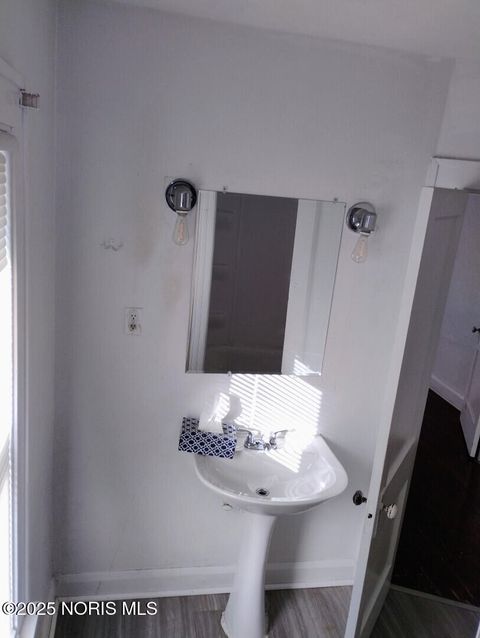 Tiny photo for 1923 Eileen Road, Toledo, OH 43615 (MLS # 10002583)