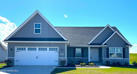 Photo of 15261 Cypress Drive, Perrysburg, OH 43551 (MLS # 10001178)