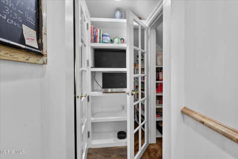 Tiny photo for 2228 Orchard Road, Ottawa Hills, OH 43606 (MLS # 10011187)