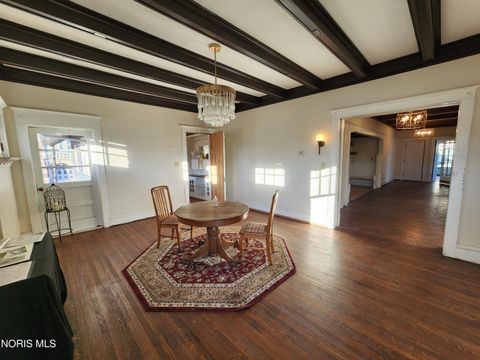 Tiny photo for 424 Winthrop Street, Toledo, OH 43620 (MLS # 10006236)