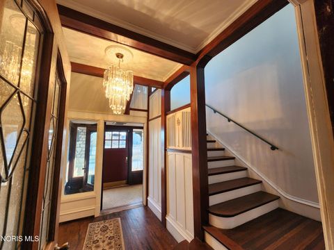 Tiny photo for 424 Winthrop Street, Toledo, OH 43620 (MLS # 10006236)