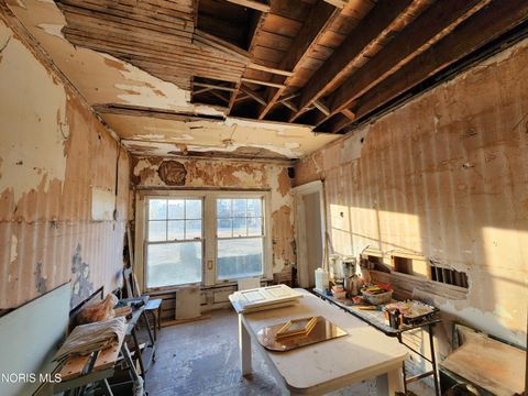 Tiny photo for 424 Winthrop Street, Toledo, OH 43620 (MLS # 10006236)