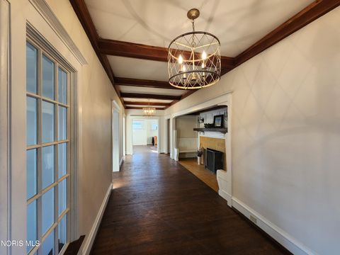 Tiny photo for 424 Winthrop Street, Toledo, OH 43620 (MLS # 10006236)