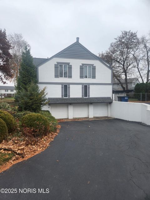 Tiny photo for 2317 Rockspring Road # 104, Toledo, OH 43614 (MLS # 10006266)