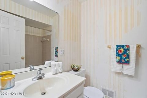 Tiny photo for 2317 Rockspring Road # 104, Toledo, OH 43614 (MLS # 10006266)