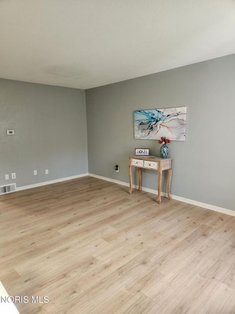 Tiny photo for 2317 Rockspring Road # 104, Toledo, OH 43614 (MLS # 10006266)