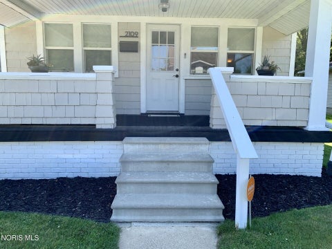 Tiny photo for 2109 Evansdale Avenue, Toledo, OH 43607 (MLS # 10010501)
