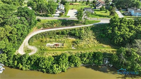 Tiny photo for 1034 River Road #3, Maumee, OH 43537 (MLS # 10007910)