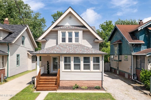 Photo of 3624 Hoiles Avenue, Toledo, OH 43612 (MLS # 10009989)