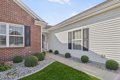 Tiny photo for 5109 Starboard Drive, Maumee, OH 43537 (MLS # 10014512)