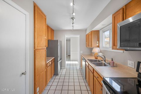 Tiny photo for 4817 Rambo Lane, Toledo, OH 43623 (MLS # 10005684)